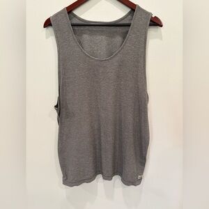 Men’s Vuori Strato Tech Tank - Grey, L